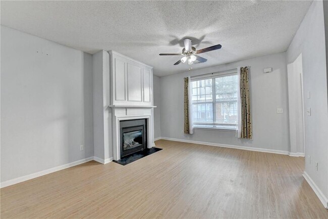 Building Photo - 229 Riverstone Commons Cir