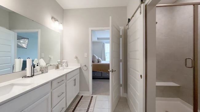 Building Photo - Welcome to this stunning 2-bedroom 2-bathroom home located in the desirable Westfield, IN