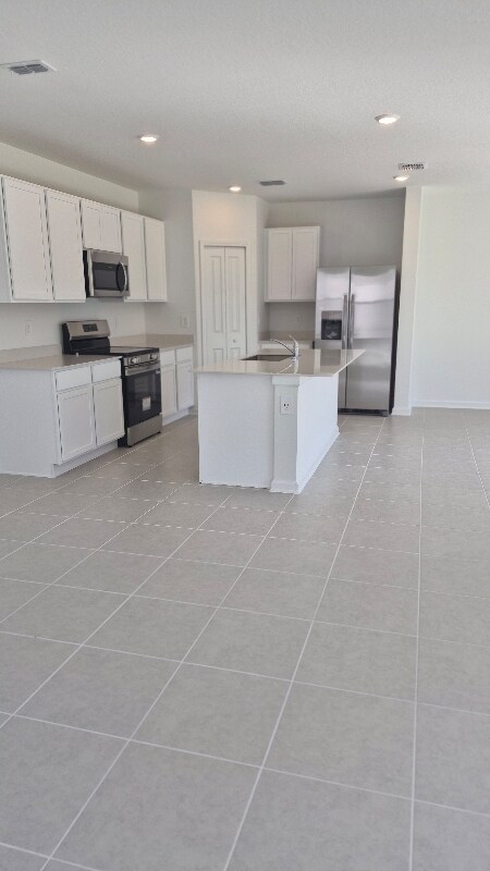 Building Photo - 3642 Hardman Dr