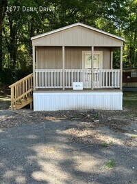 Building Photo - 1677 Dena Dr
