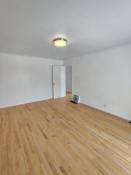 Building Photo - 3624 San Bruno Ave