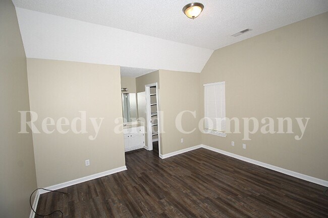 Building Photo - 9532 Chi Chi Cove