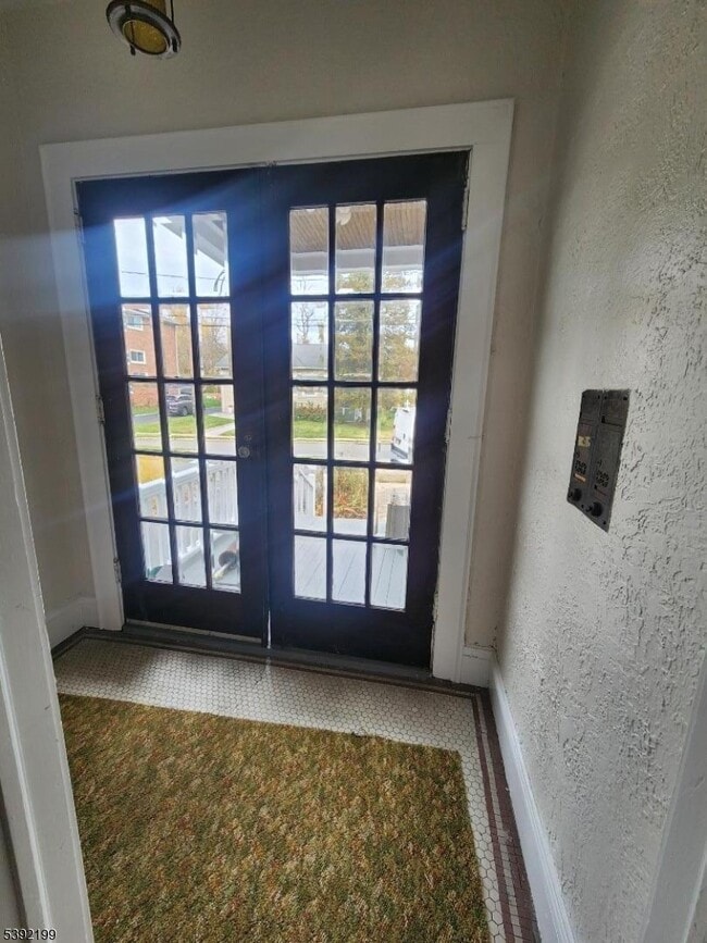 Building Photo - 29 Field Rd