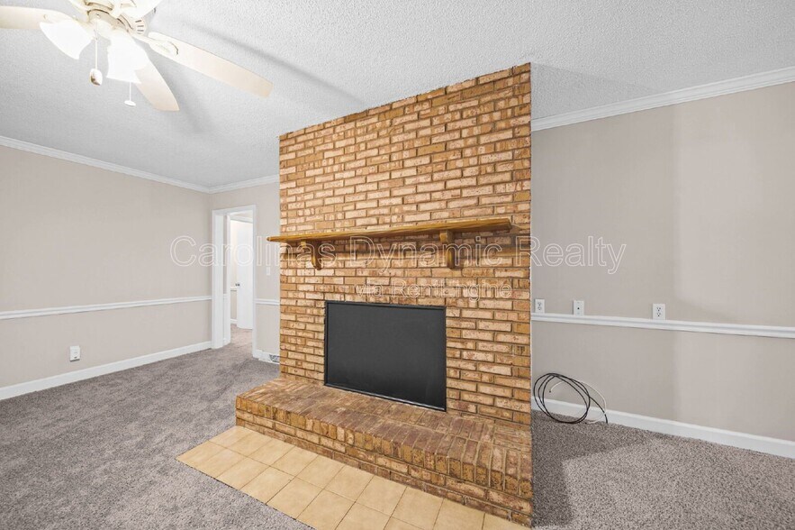 Building Photo - 16301 Capps Rd