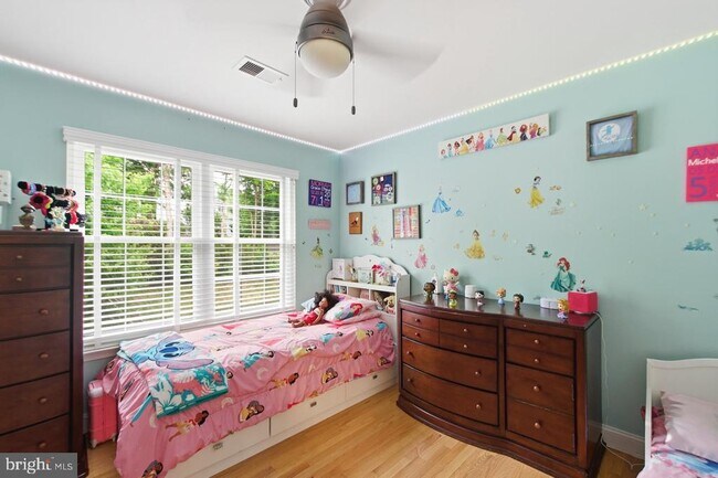 Building Photo - 14997 Grassy Knoll Ct