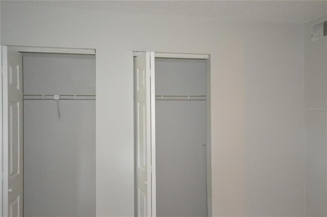 Building Photo - 3399 Mermoor Dr