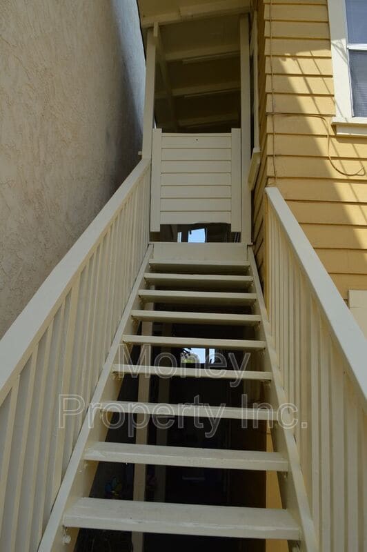 Building Photo - 349 - 351 Third Avenue