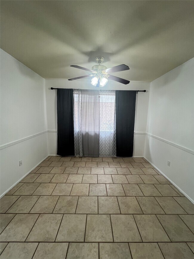 Building Photo - 21215 Verdecove Ln