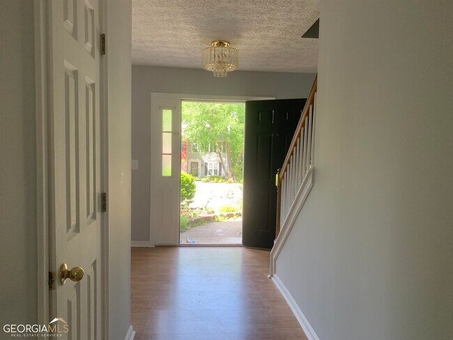 Building Photo - 2795 Woodbine Hill Way