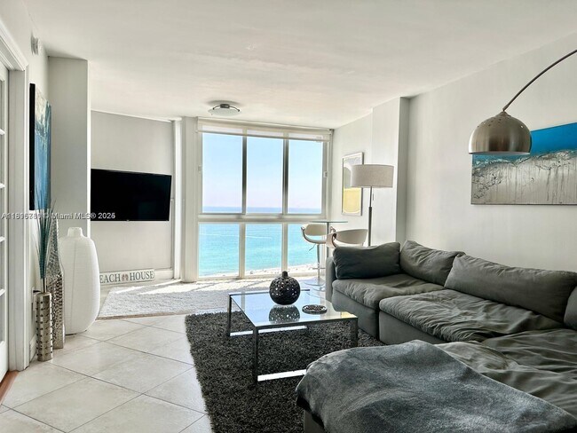 Building Photo - 5401 Collins Ave