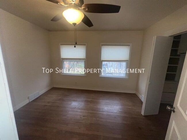 Building Photo - 2823 Holcomb Ave