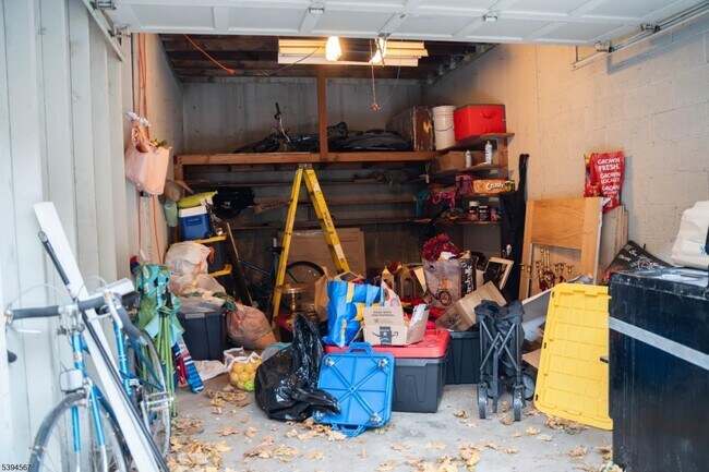 Building Photo - 37 Espy Rd