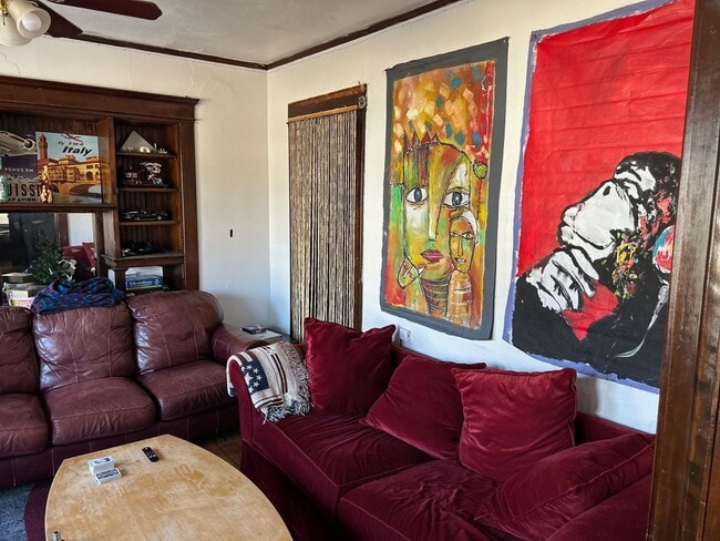 Building Photo - 2864 N Cramer St