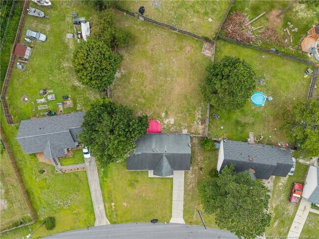 Building Photo - 6309 Cicada St