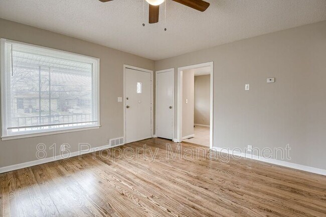 Building Photo - 3437 Jackson Ave
