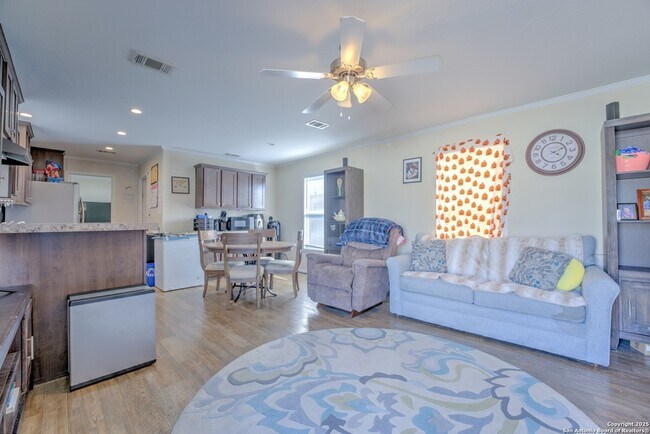 Building Photo - 7109 W Loop 1604 N