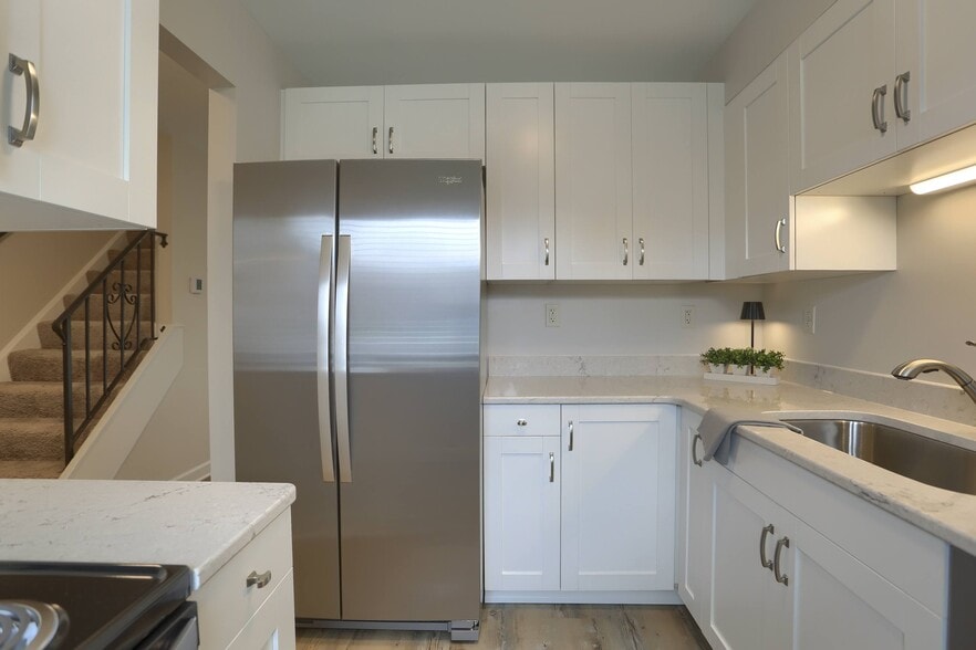 Building Photo - Briarcrest Gardens Apartments & Townhomes