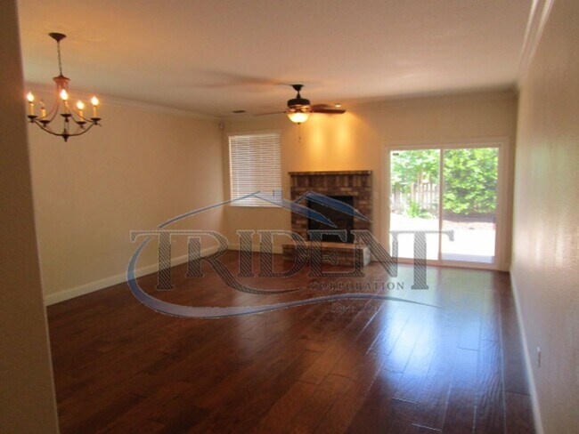 Building Photo - 760 Heron Landing Way
