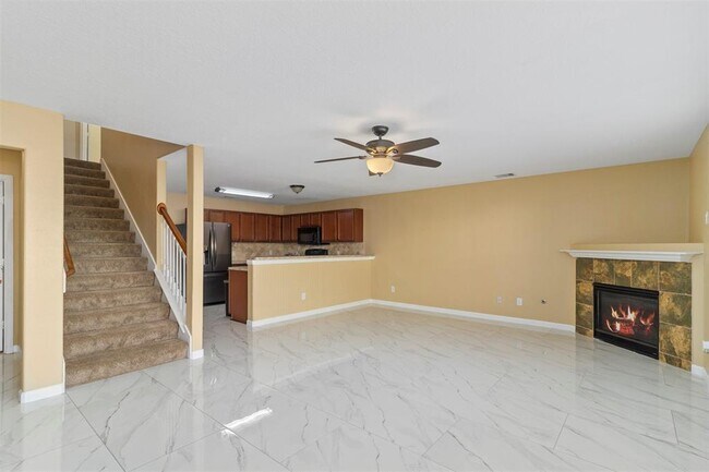 Building Photo - 3318 Apple Dale Dr