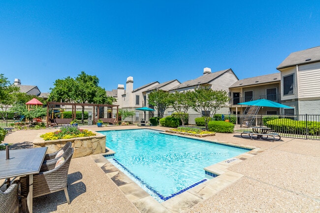 Building Photo - Summerstone Apartments