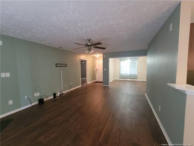 Building Photo - 3608 Crosswinds Dr