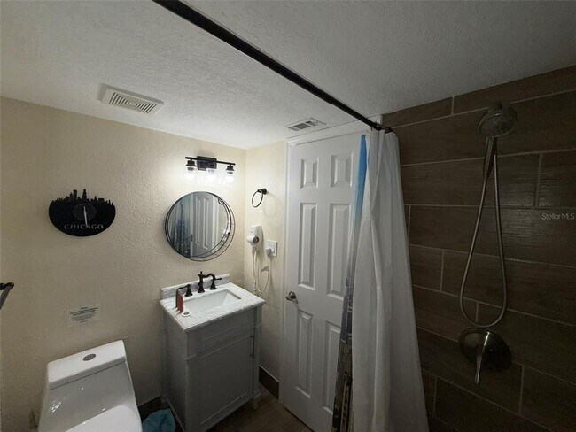 Building Photo - 4807 S Texas Ave