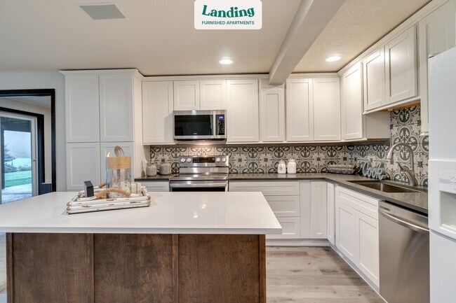 Building Photo - 18113 NE 201st Ct