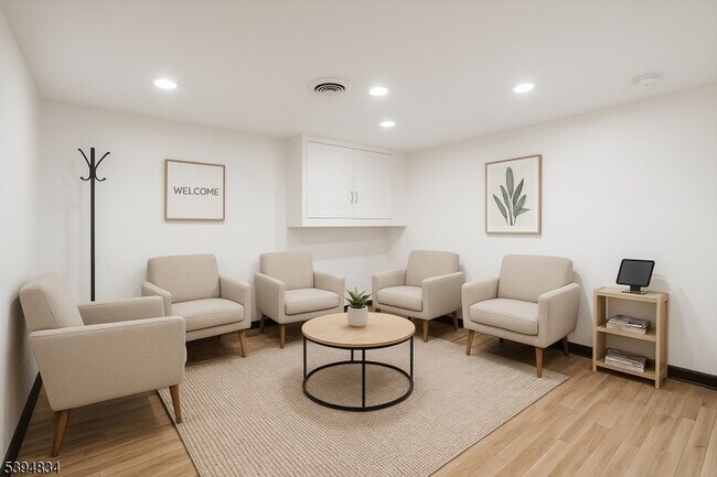 Building Photo - 76 Mt Kemble Ave