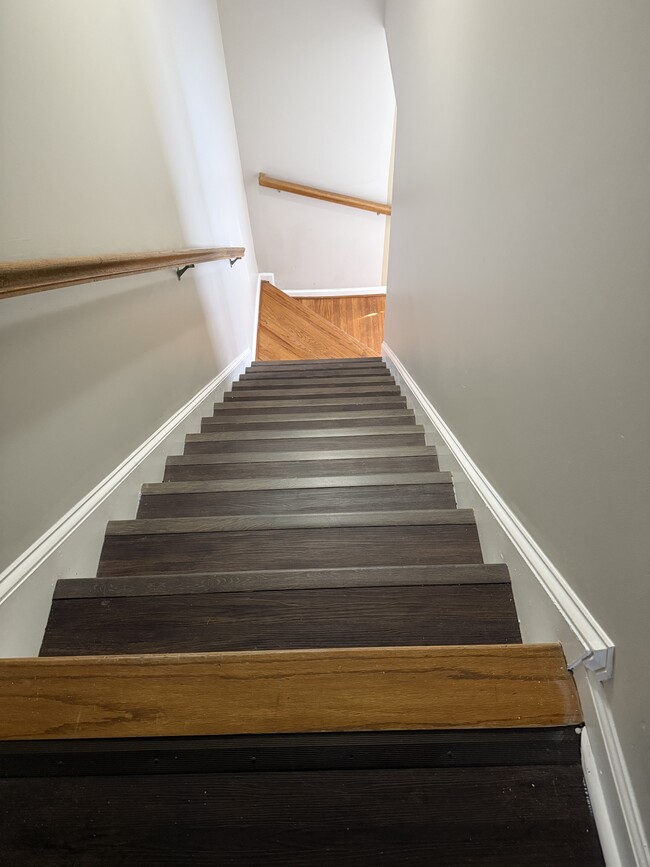 Building Photo - 4304 E Barcelona Way