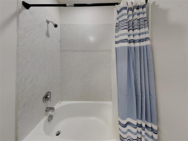 Building Photo - 713 Glover Dr