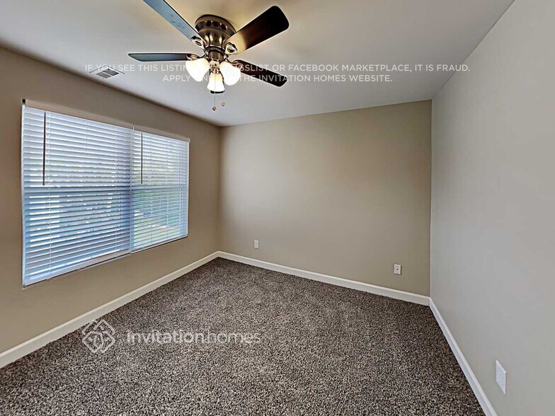 Building Photo - 6984 Forest Manor Dr