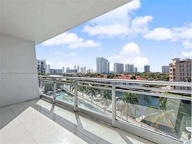 Building Photo - 2950 NE 188th St