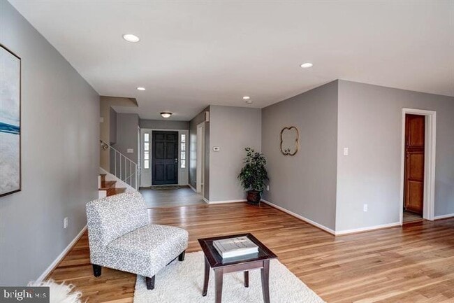 Building Photo - 1700 Pebble Beach Dr