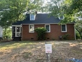 Building Photo - 3324 Meadowbridge Rd
