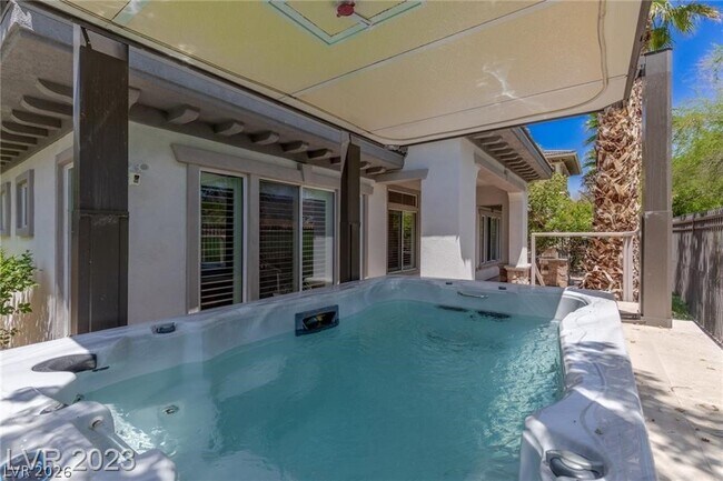 Building Photo - 1447 Foothills Village Dr