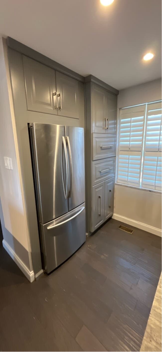 Building Photo - 208 Bonnie Brae Dr