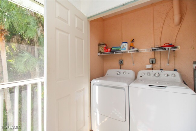 Building Photo - 28280 Pine Haven Way