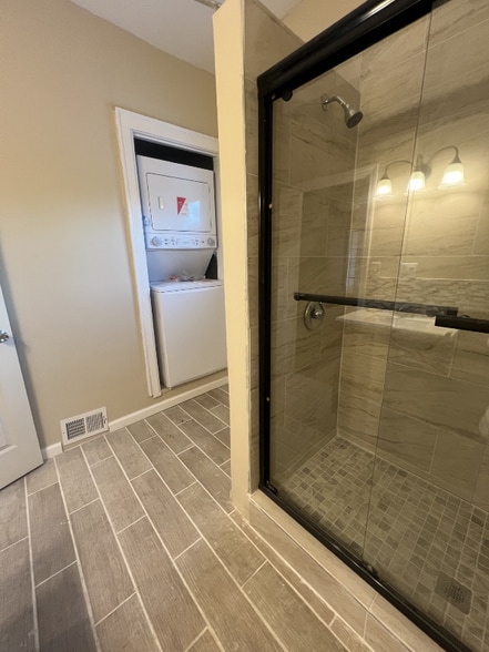 Building Photo - 3449 Preston St