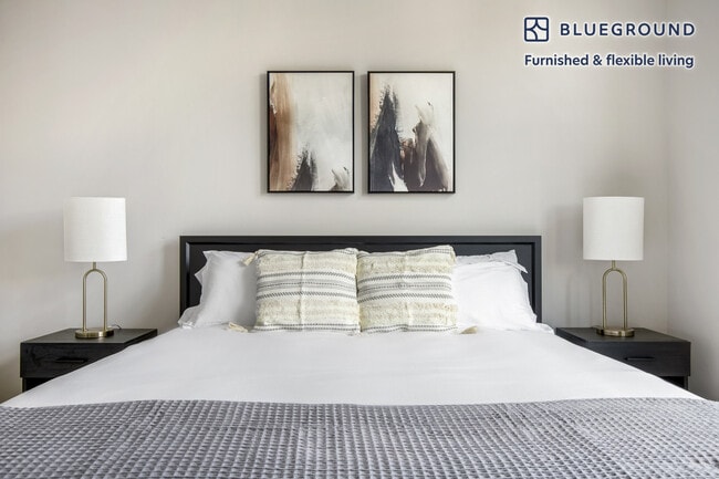 Building Photo - 3000 Pearl Pkwy