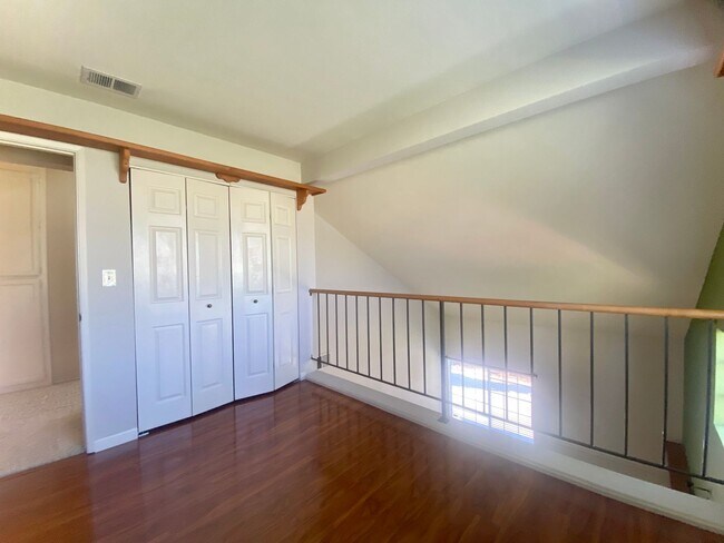 Building Photo - Beautiful Ardenwood home with Loft Availab...