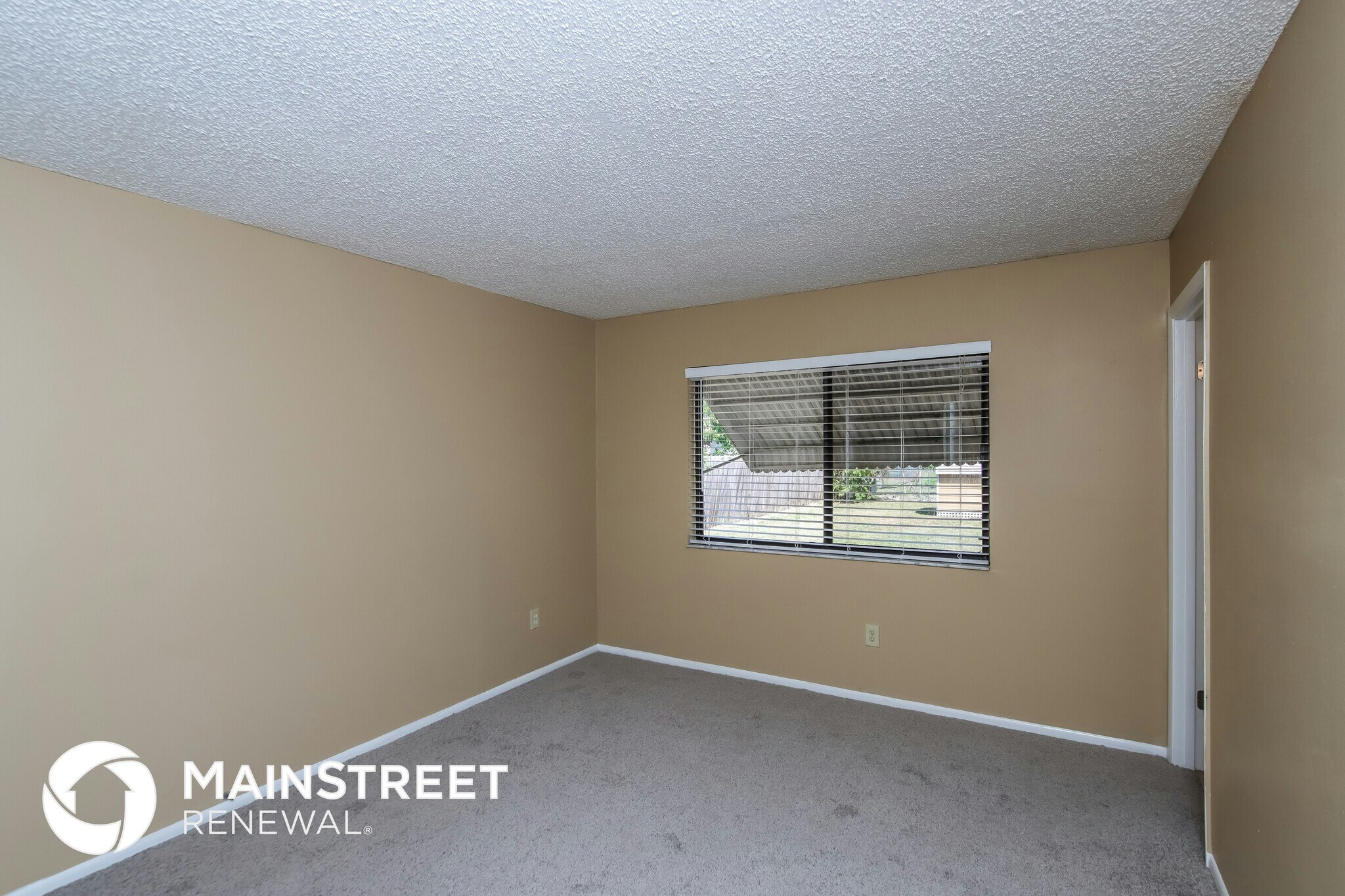 Building Photo - 1511 Fairlee Ave NW