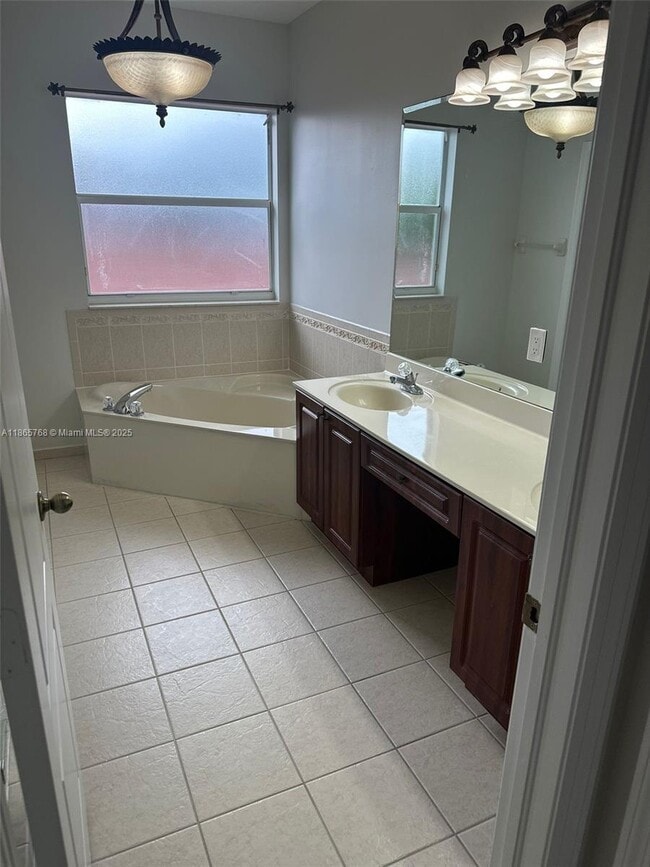 Building Photo - 5120 SW 159th Ave