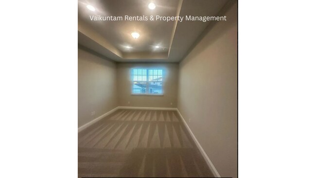 Building Photo - 761 Cherry Elm Dr