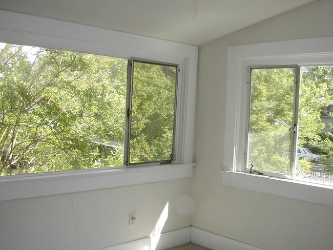 Building Photo - 1251 33rd St