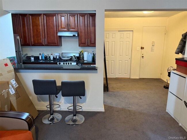 Building Photo - 30-44-44 29th St