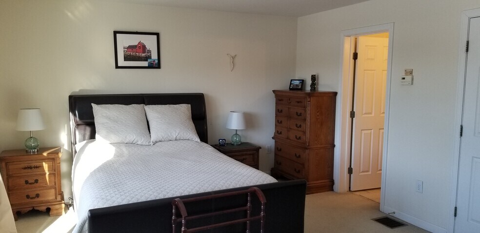 Building Photo - 7B Farnum Ct