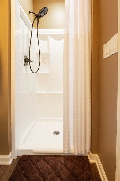 Building Photo - 4302 Foothills Dr