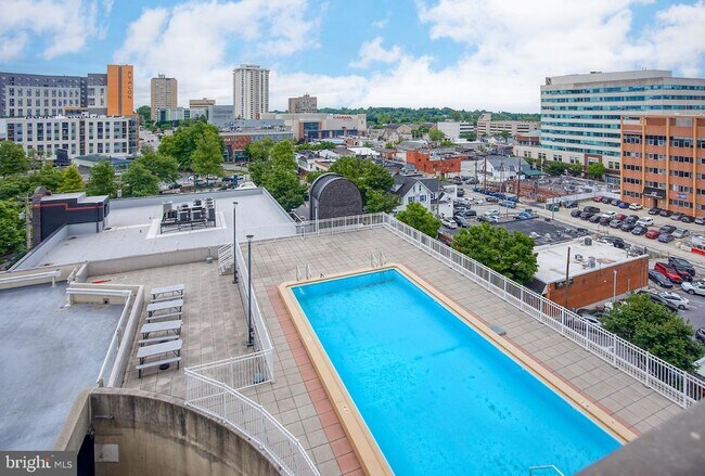 Building Photo - 28 Allegheny Ave