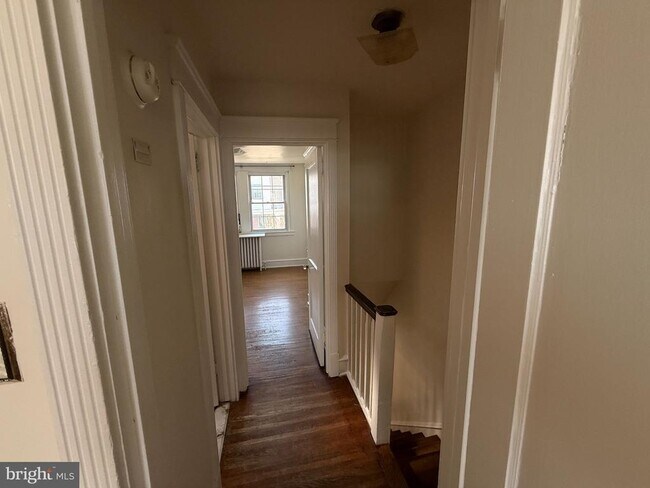 Building Photo - 3422 Tilden St