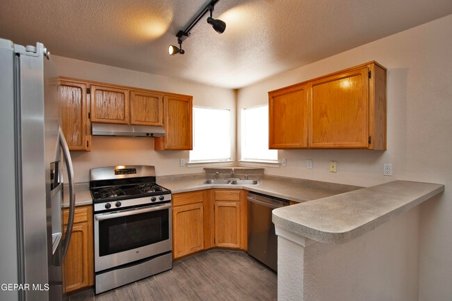 Building Photo - 11726 Stone Castle Dr